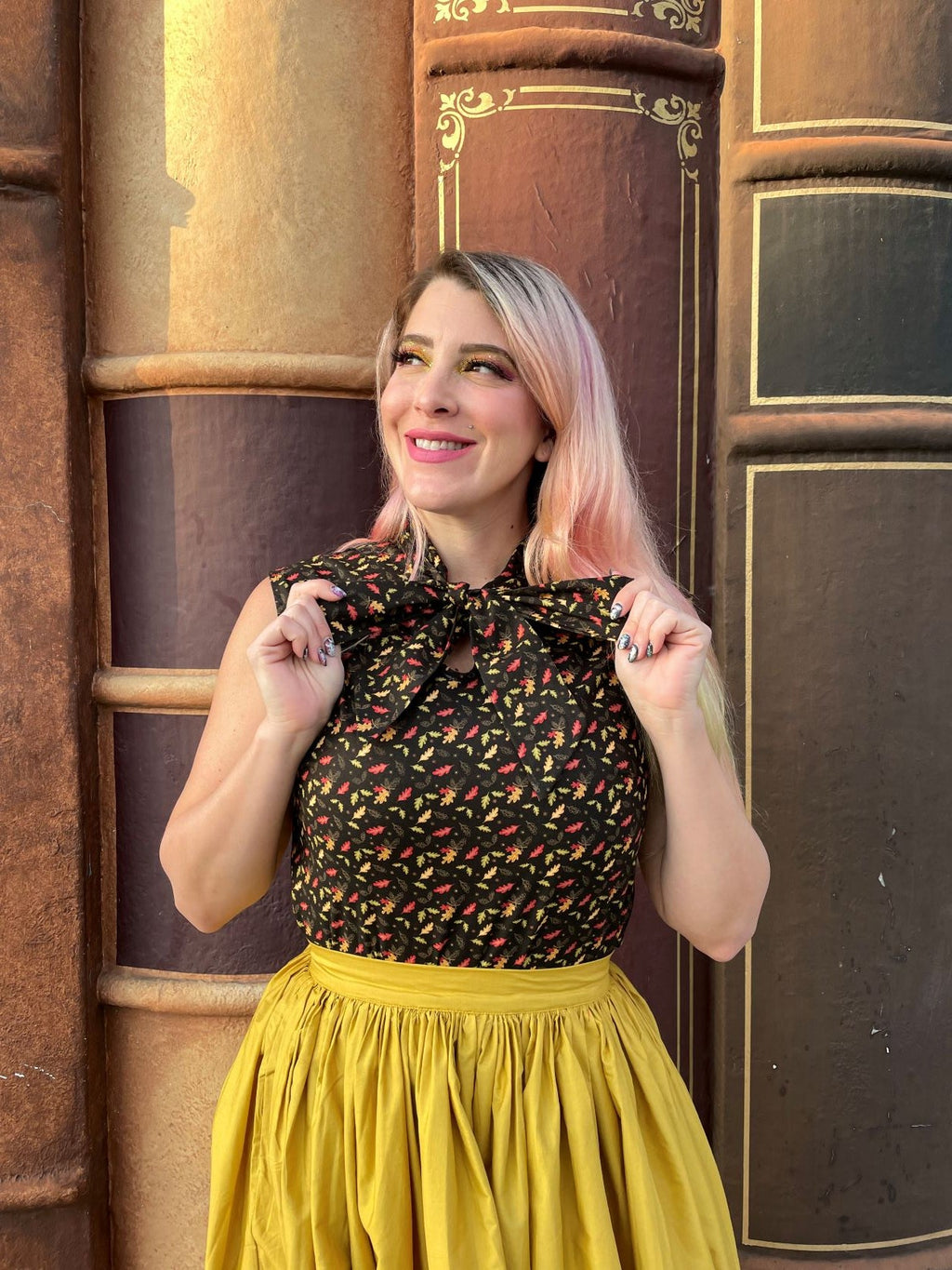 Leaves Bow Top