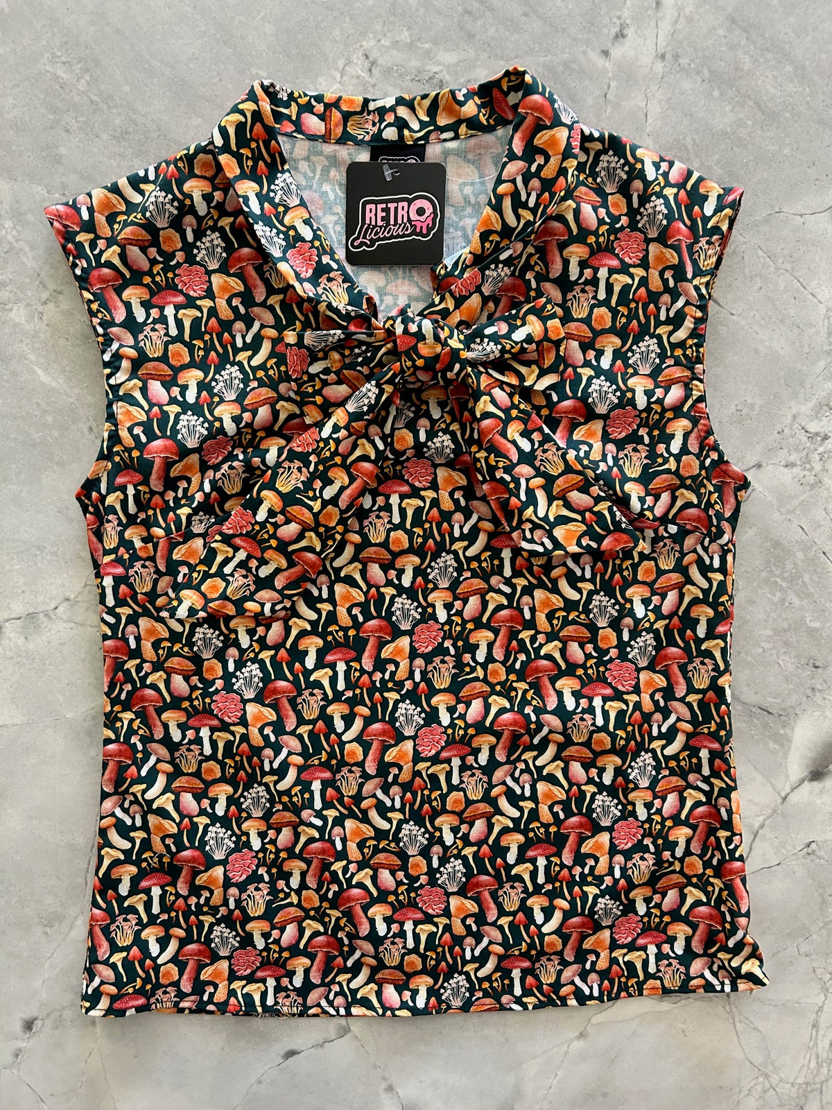 Mushroom Bow Top