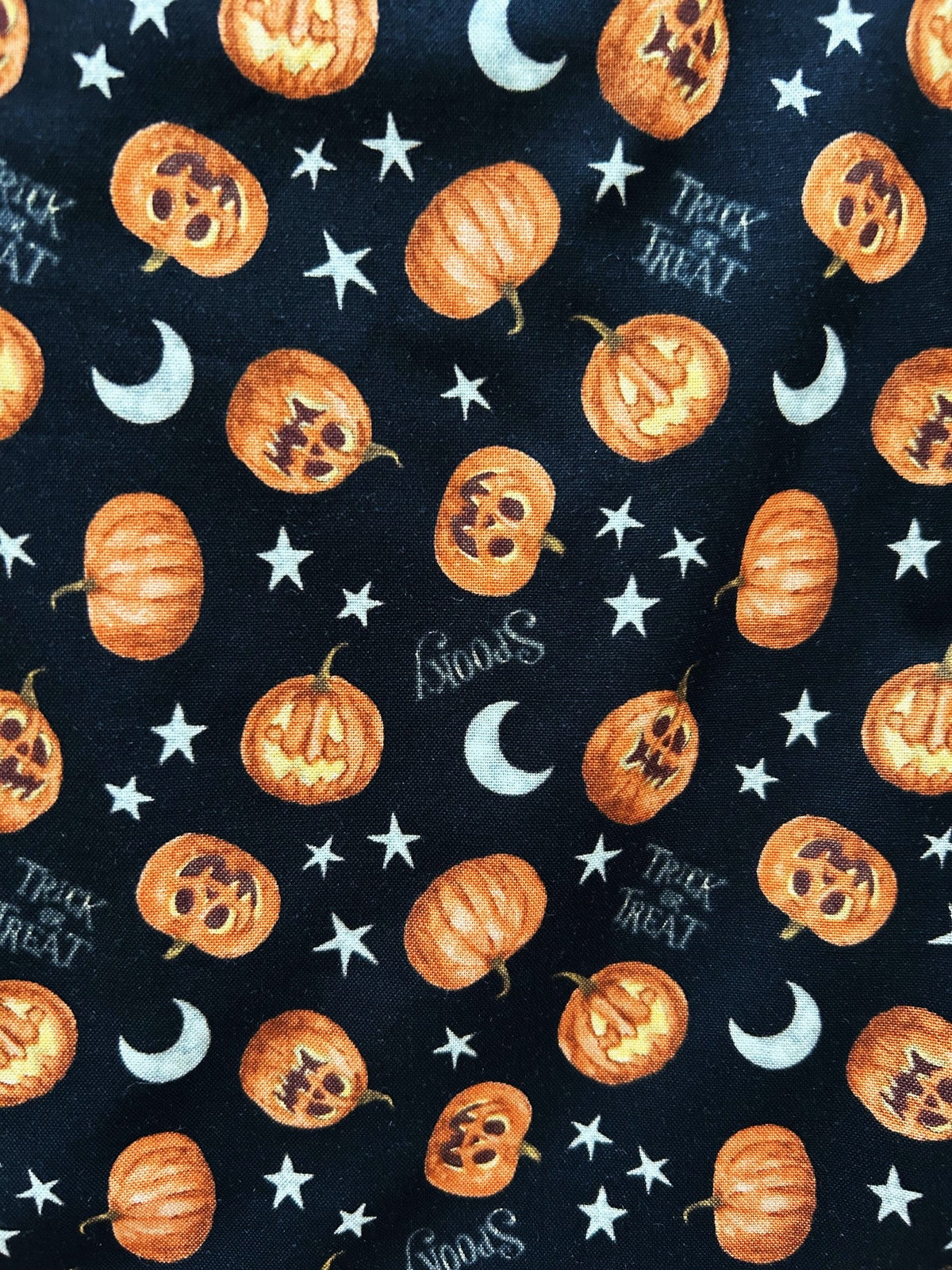 Jack-o’-lantern Bow Top
