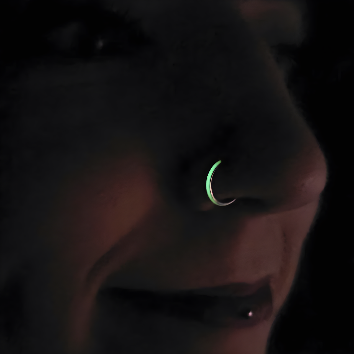20G Implant Grade Titanium  Glow in the Dark Hinged Segment Nose Hoop
